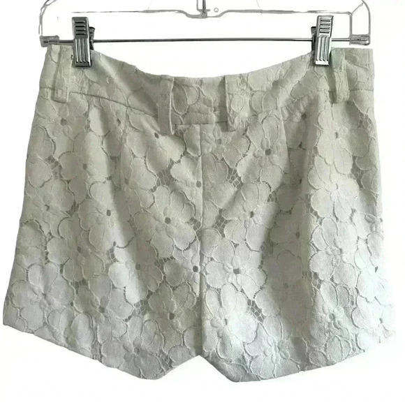 Diane von Furstenberg DVF White Lace Naples Shorts Size 2 - Picture 4 of 12
